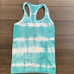 Lululemon Tie-dye run swift tank